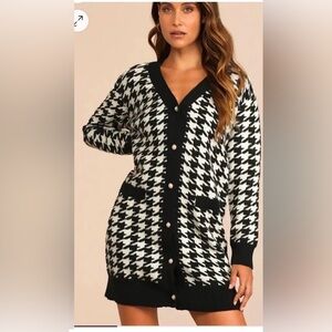 Lulu's Black and White Houndstooth Cardigan